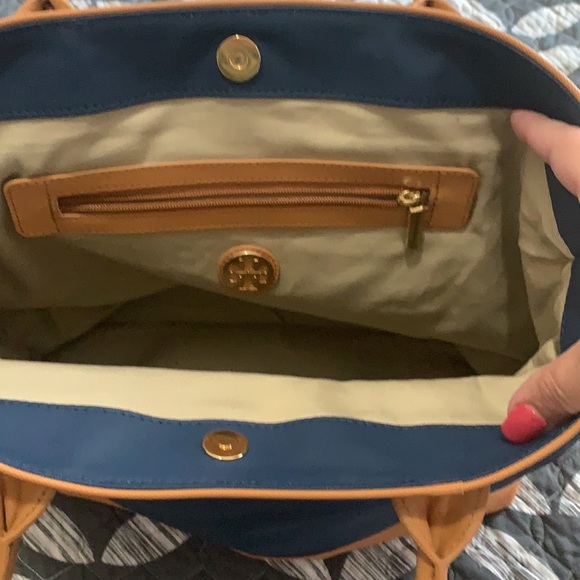 Tory Burch Jaden tote 👜 - Picture 3 of 8